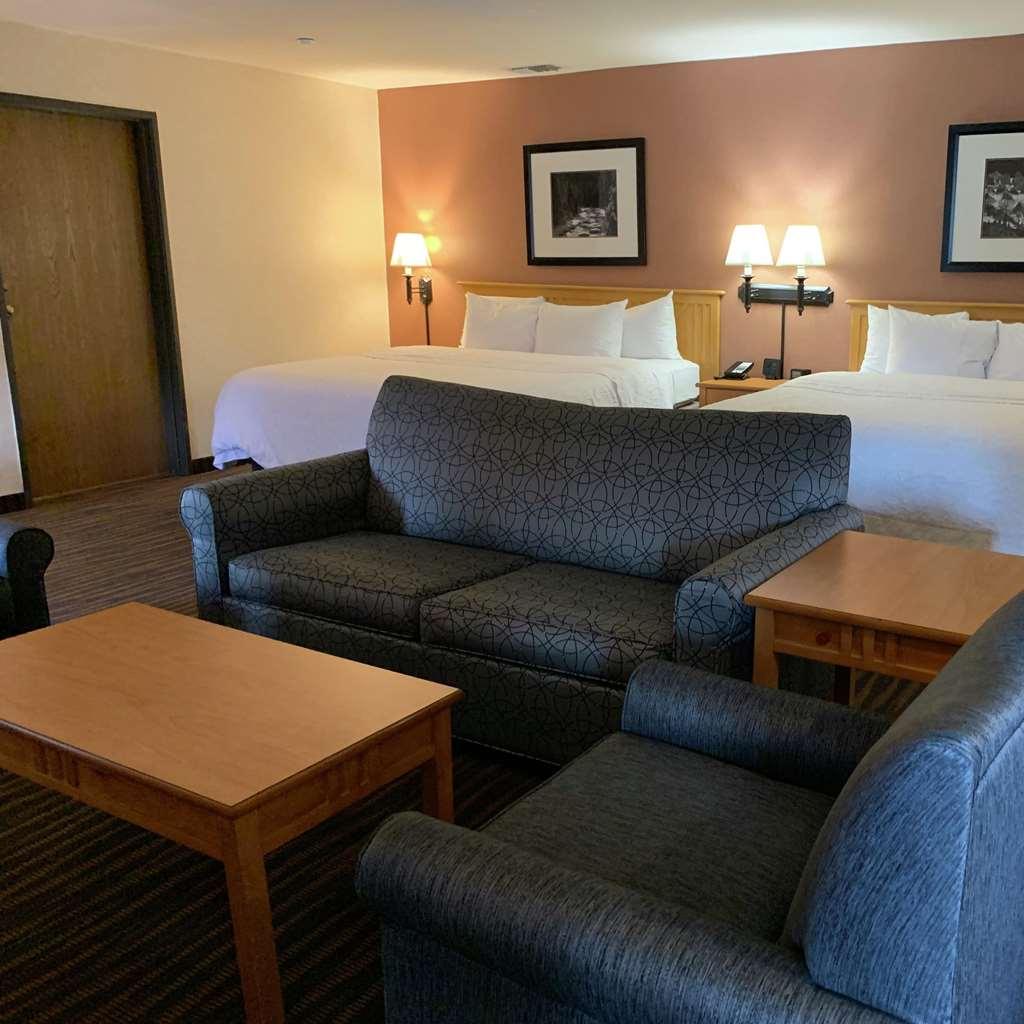 Hampton Inn & Suites Стімбоут-Спрінгс Номер фото