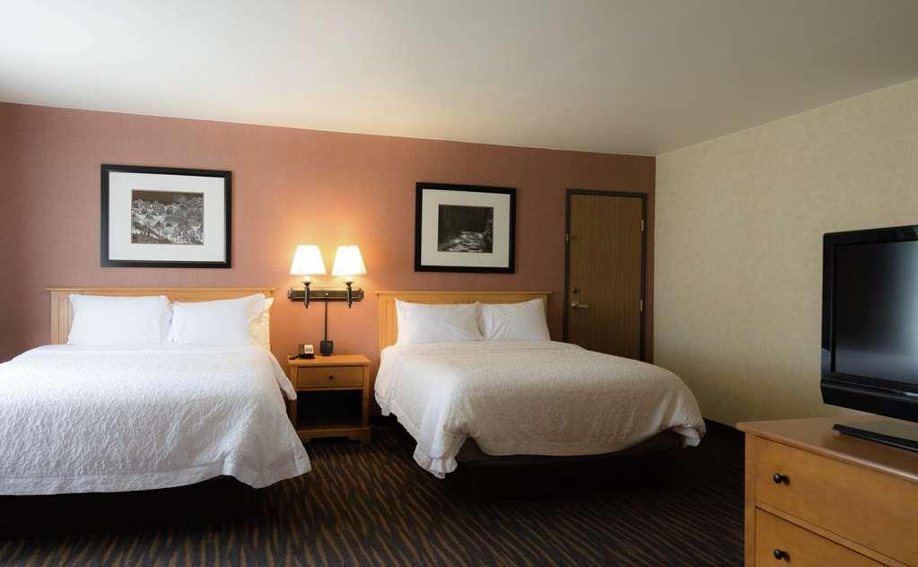 Hampton Inn & Suites Стімбоут-Спрінгс Номер фото