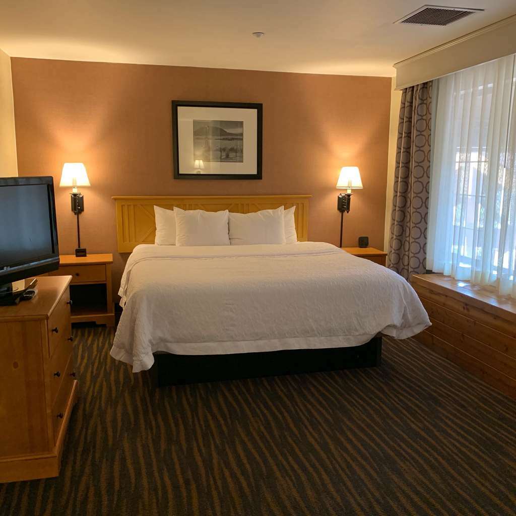 Hampton Inn & Suites Стімбоут-Спрінгс Номер фото
